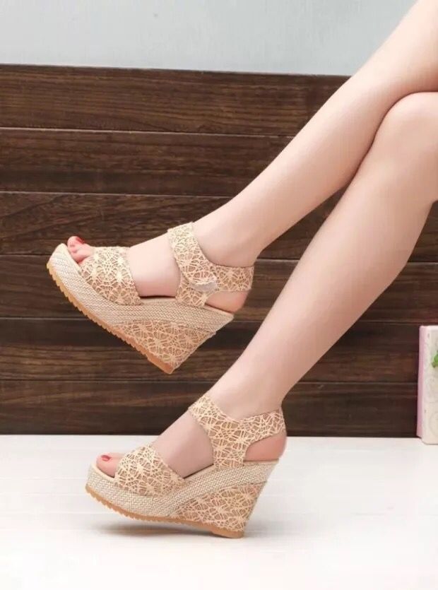 Flat Heel Sandals - Image 3