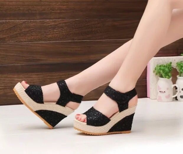 Flat Heel Sandals - Image 7