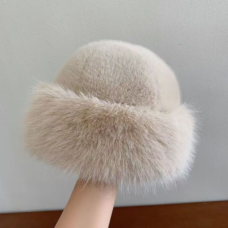 Plush Mongolian Hat - Image 4